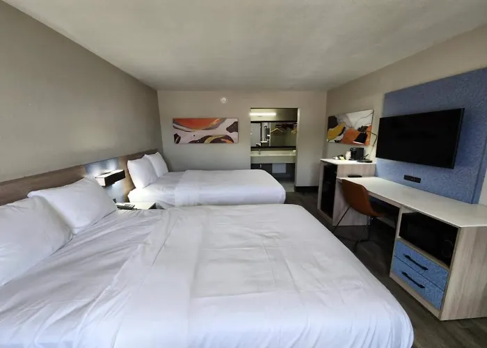 Baymont By Wyndham Hotel Lafayette