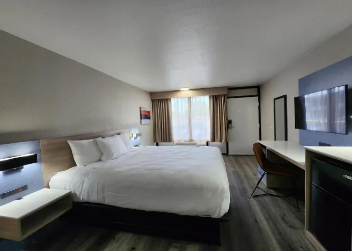 Baymont By Wyndham Hotel 2*