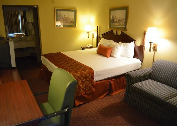 Hotel Baymont By Wyndham 2*