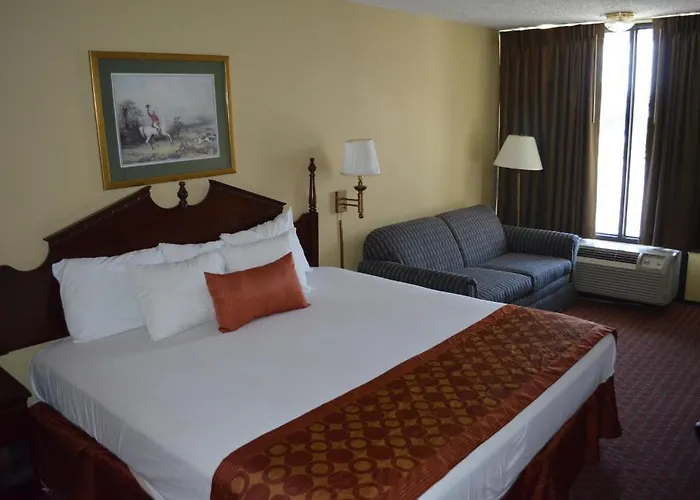 Baymont By Wyndham Hotel 2*