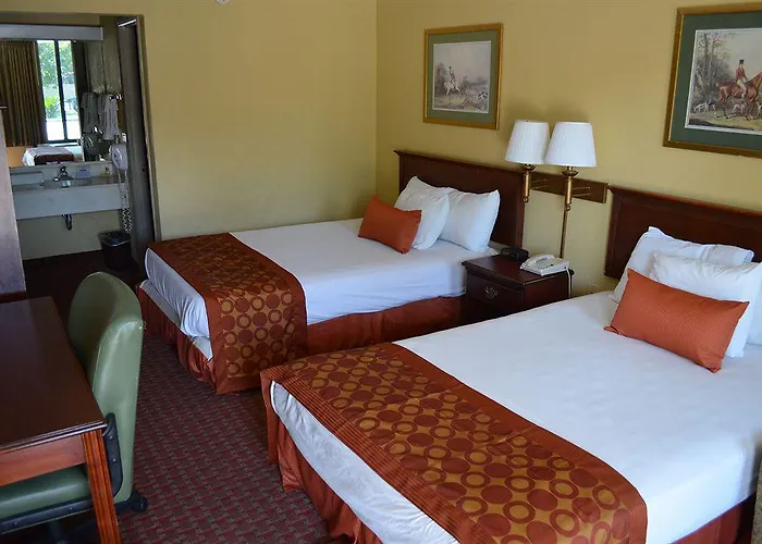 Hotel Baymont By Wyndham